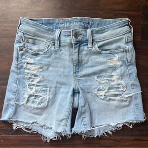 American Eagle Women’s size 2 Jean shorts